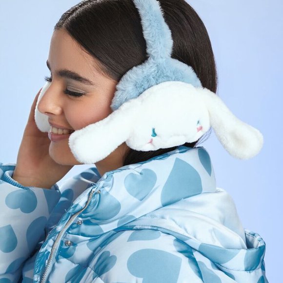 Cinnamon Roll Earmuffs - Picture 1 of 5